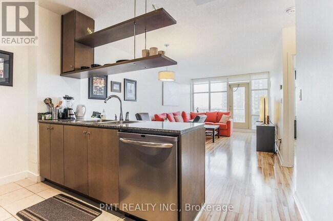 Photo du bâtiment - 35 Mariner Terrace