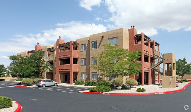 Building Photo - Desert Willow