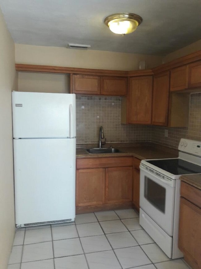 Foto del edificio - 6441 SW 22nd St