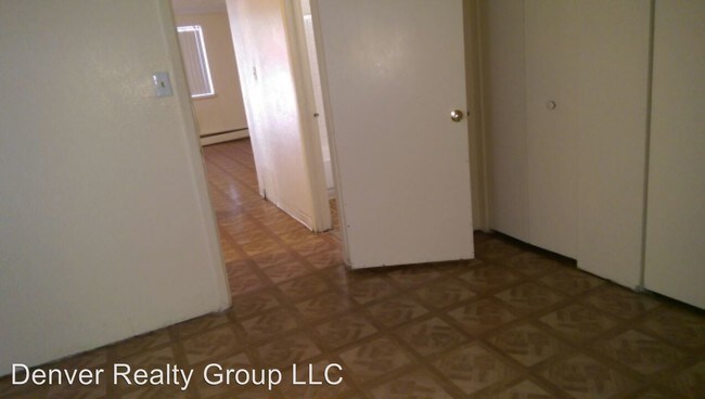 Building Photo - 1390 Moline St