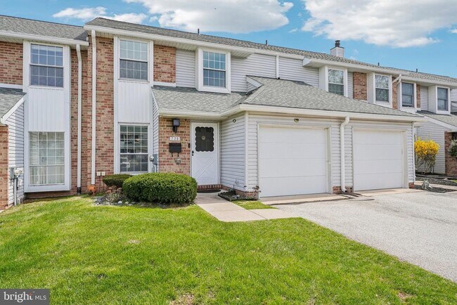 Foto del edificio - 720 Springhouse Ct