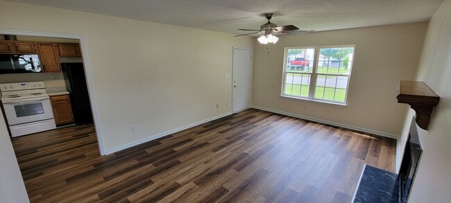 Building Photo - Cozy 4 bedroom home in Springdale Acres
