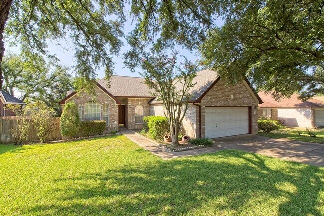Building Photo - 108 Rio Vista Dr