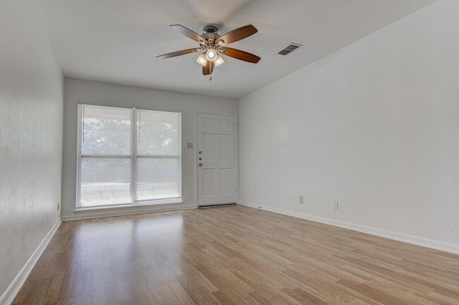 Building Photo - 8406 Burrell Dr