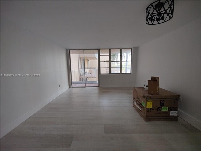 Foto del edificio - 10801 SW 109th Ct