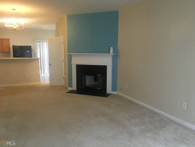 Building Photo - 885 Redwood Dr
