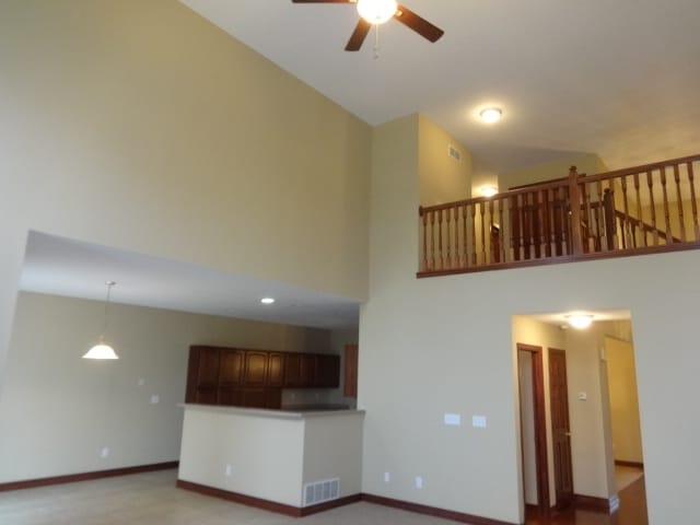 Building Photo - 987 Washington St