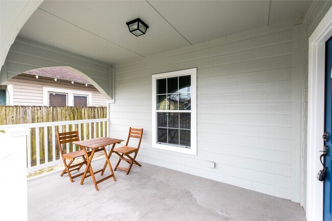 Foto del edificio - 6914 Avenue O