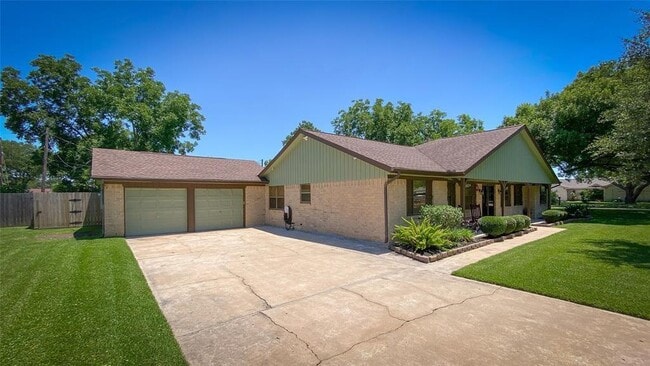 Building Photo - 12530 D Bar Dr