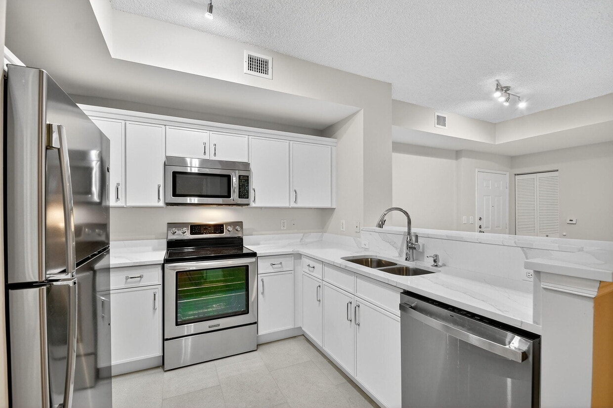 Foto principal - 780 S Sapodilla Ave