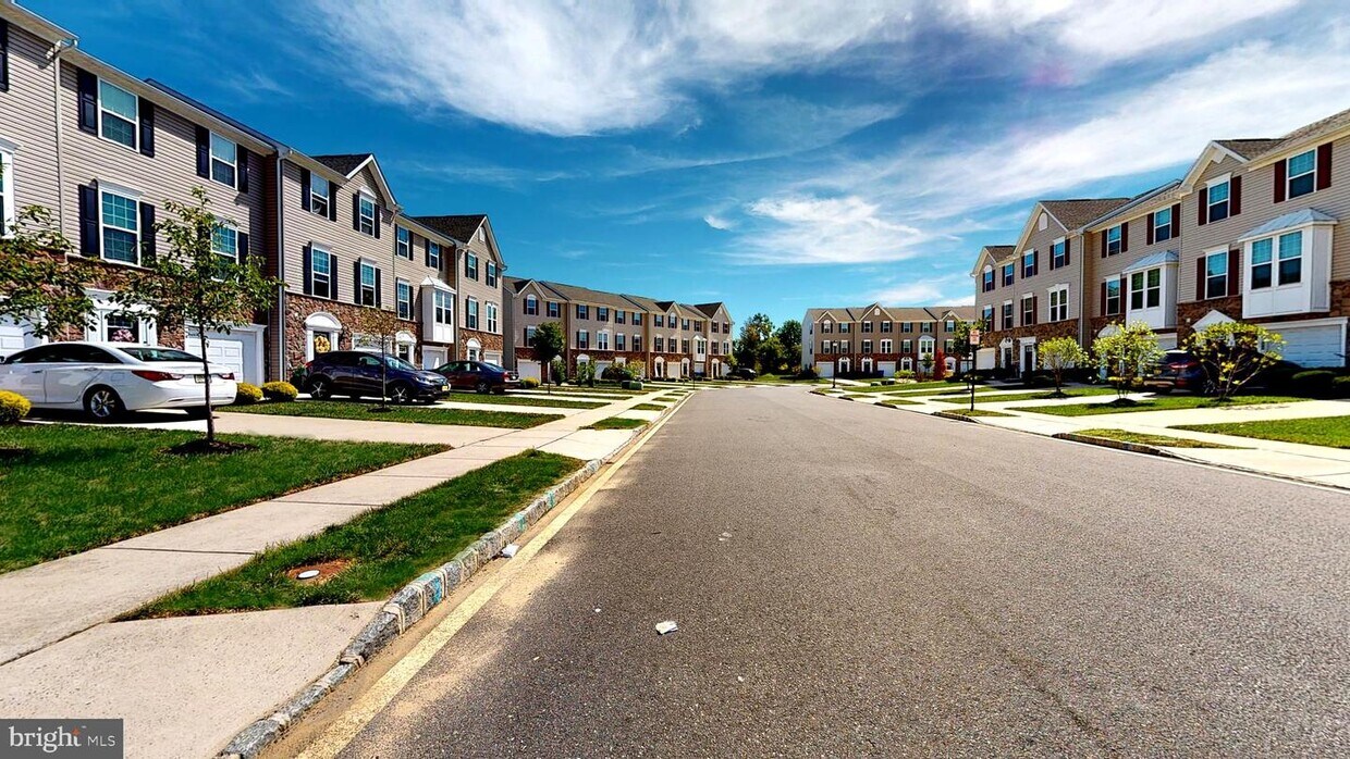 94 Benford Ln, Edgewater Park, NJ 08010 Townhome Rentals in Edgewater