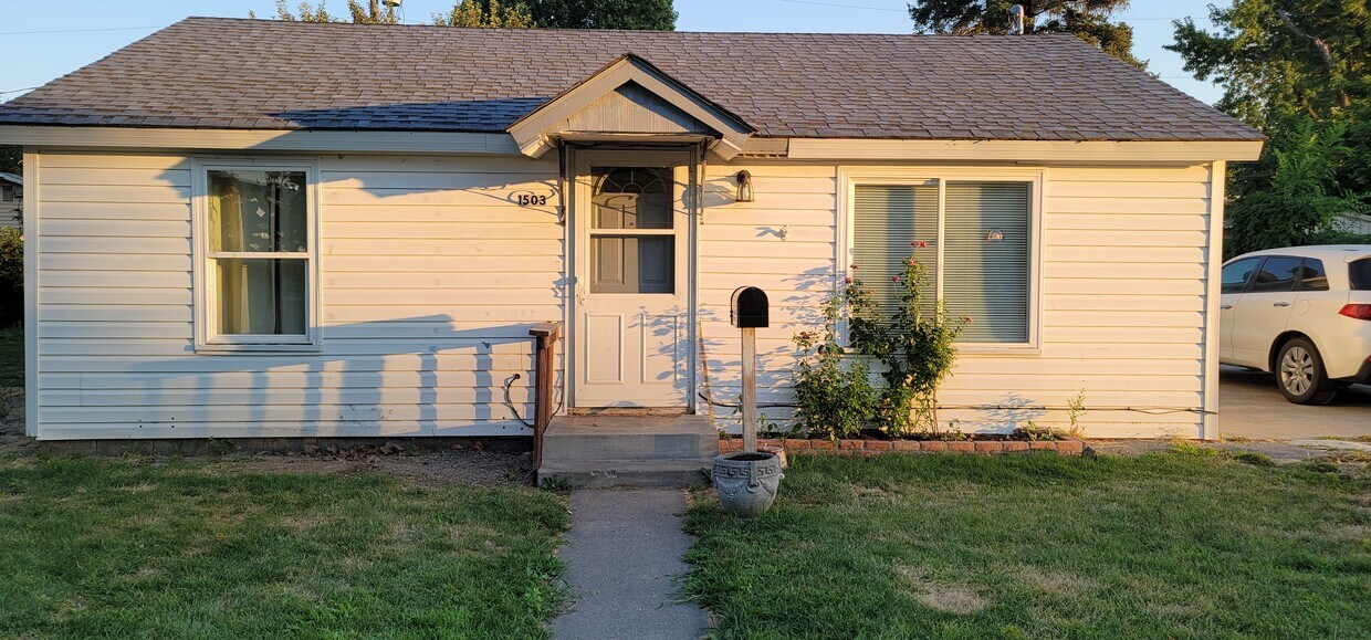 1503 W 4th Pl, Kennewick, WA 99336 House Rental in Kennewick, WA