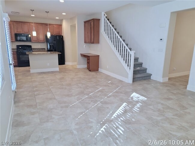 Foto del edificio - 10449 Yew Blossom Ave