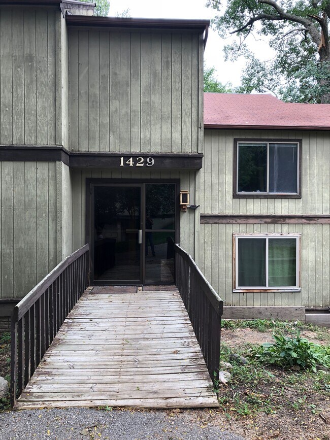 Front Entrance - 1429 Edgewood Rd NW