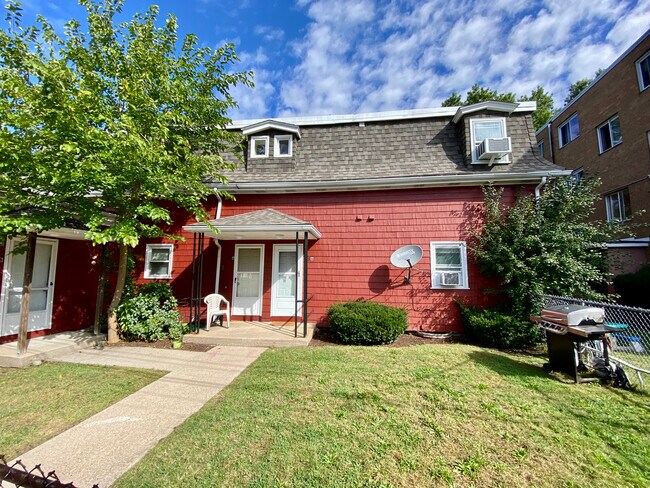 Building Photo - 70 Readville St