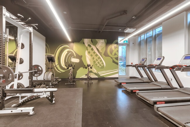 Photo du bâtiment - Erin Condos Apartments