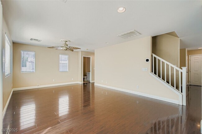 Foto del edificio - 5986 Ambleshire Ave