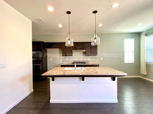 Building Photo - 2534 Mustang Dr