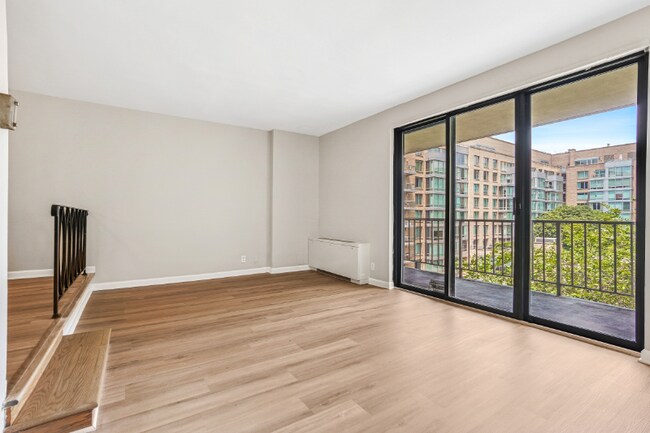 Foto del edificio - 2201 L St NW