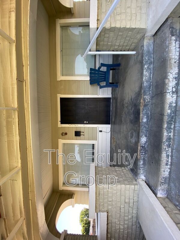 Foto del edificio - 2321 18th Ave
