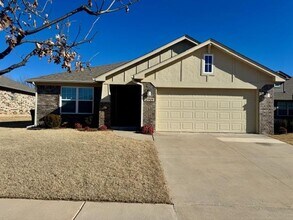 Building Photo - 12909 NW 4th Terrace