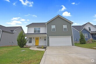 Building Photo - 493 Woodtrace Dr