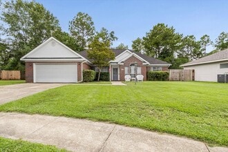 Building Photo - 8523 Southern Oak Ct