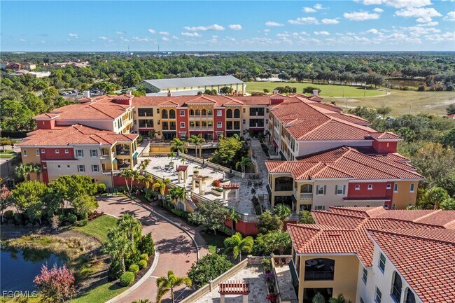 Foto del edificio - 21460 Strada Nuova Circle