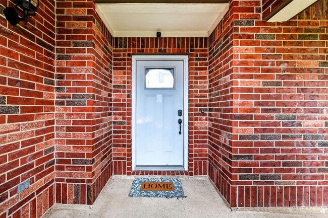 Building Photo - 3934 Brook Garden Ln