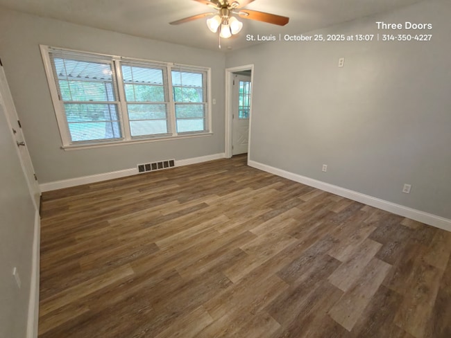 Photo - 1737 Parker Rd House