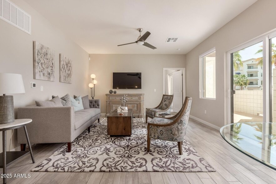 Foto principal - 2511 W Queen Creek Rd