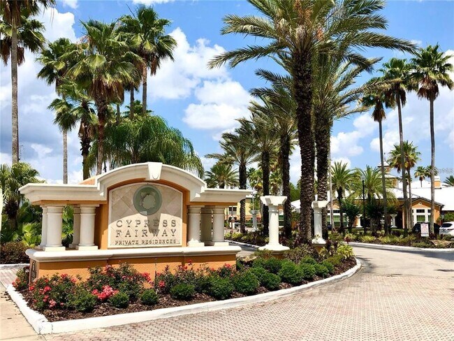 Foto del edificio - 5447 Vineland Rd