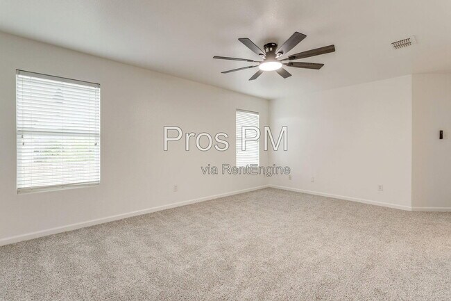Foto del edificio - 1616 Diamond Lake Trail
