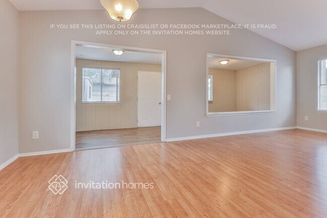 Foto del edificio - 464 N Orlando Cir