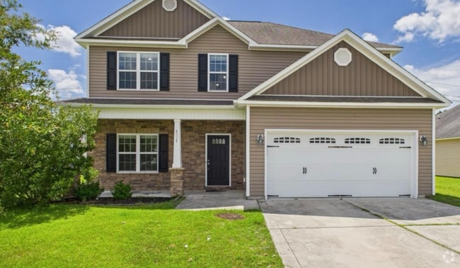 Building Photo - 131 Cavalier Dr