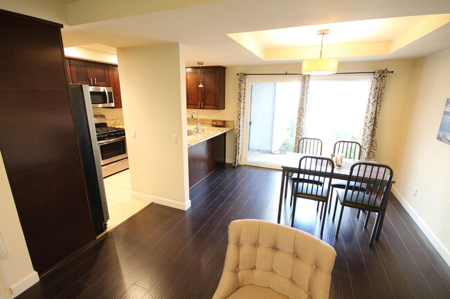 Foto del edificio - Charming 2br Townhome in the Heart of UTC