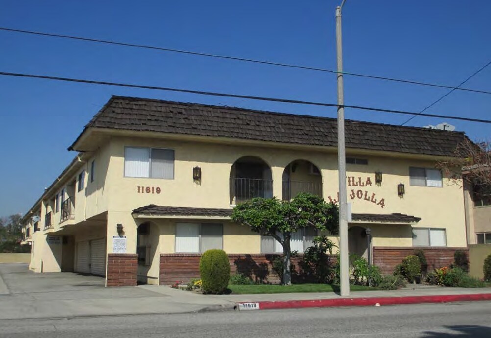 Primary Photo - Villa La Jolla