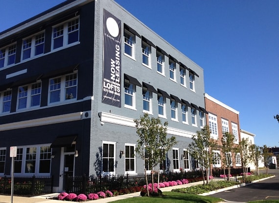 Building Photo - 5 Shore Loft at Bay Shore