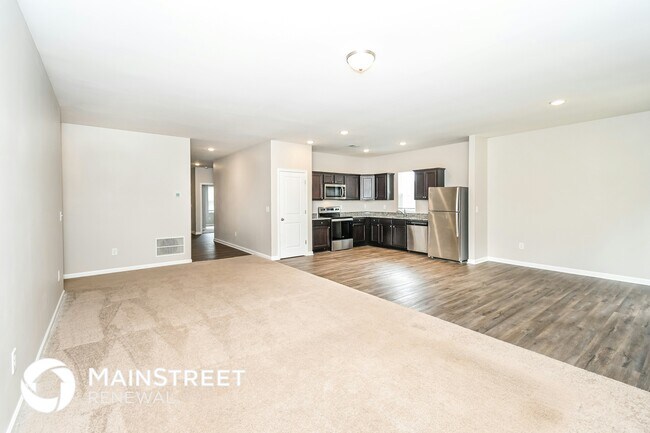 Building Photo - 138 Cottontail Ln