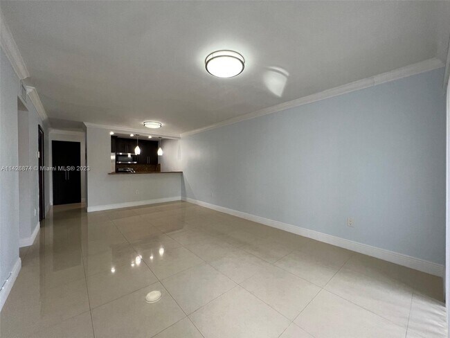 Building Photo - 7061 SW 129th Ave