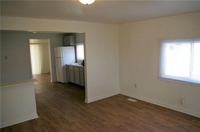 Building Photo - 2446 S RYBOLT AVENUE