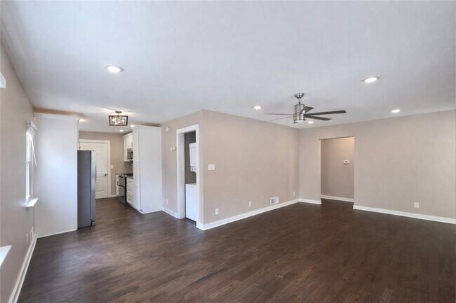Foto del edificio - 1291 Lorenzo Dr SW
