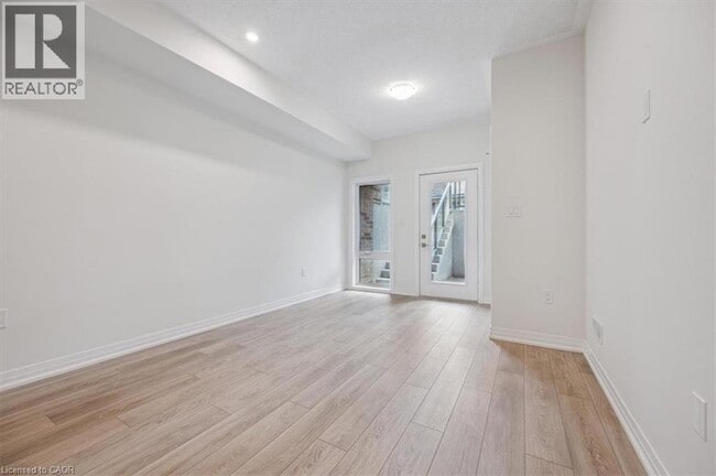 Building Photo - 149 REVERIE Wy