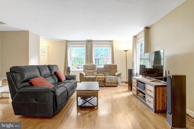 Foto del edificio - 3049 S Columbus St