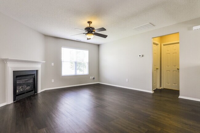 Foto del edificio - 3149 Varcroft Rd