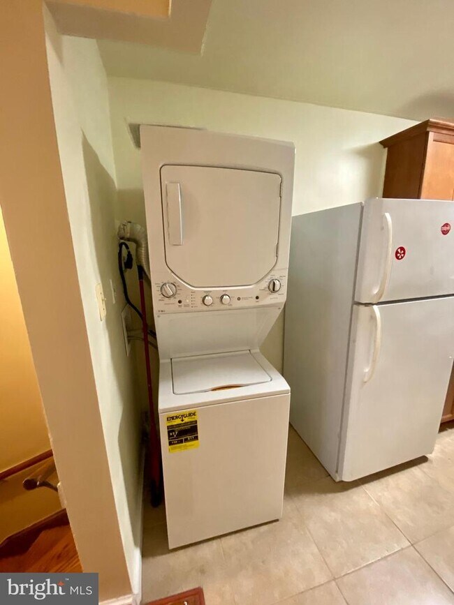 Foto del edificio - 55 Farragut Pl NW