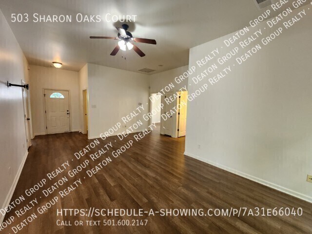 Foto del edificio - 503 Sharron Oaks Ct