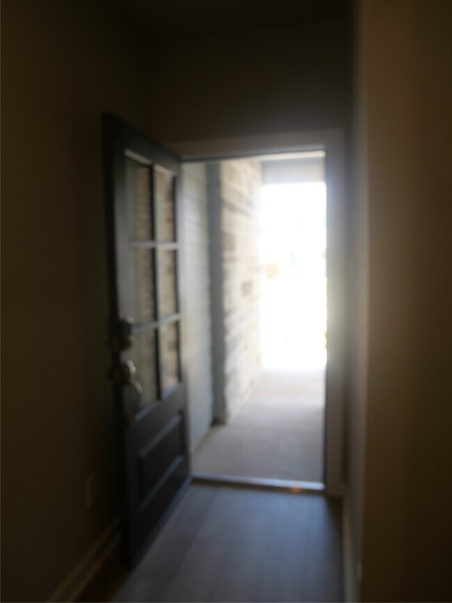 Foto del edificio - 1511 Copelabd Dr