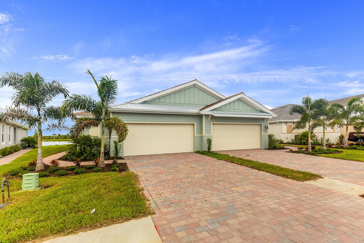 Foto principal - 14619 Edgewater Cir