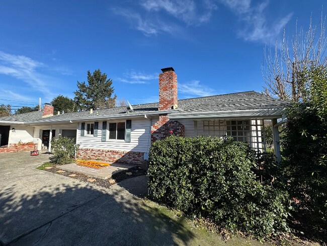 Foto del edificio - 615 Nason St